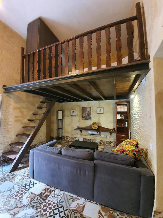 Apartamento Coqueto dúpex en el casto antiguo de Triana Sevilla Exterior foto