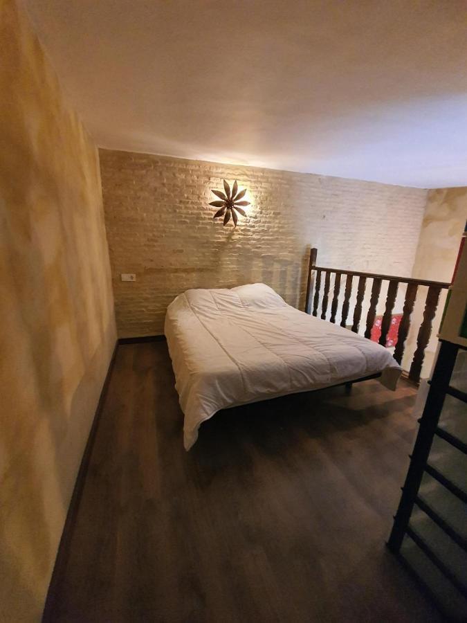 Apartamento Coqueto dúpex en el casto antiguo de Triana Sevilla Exterior foto